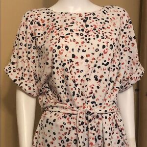 2/$10 Dana Buchanan Blouse‎